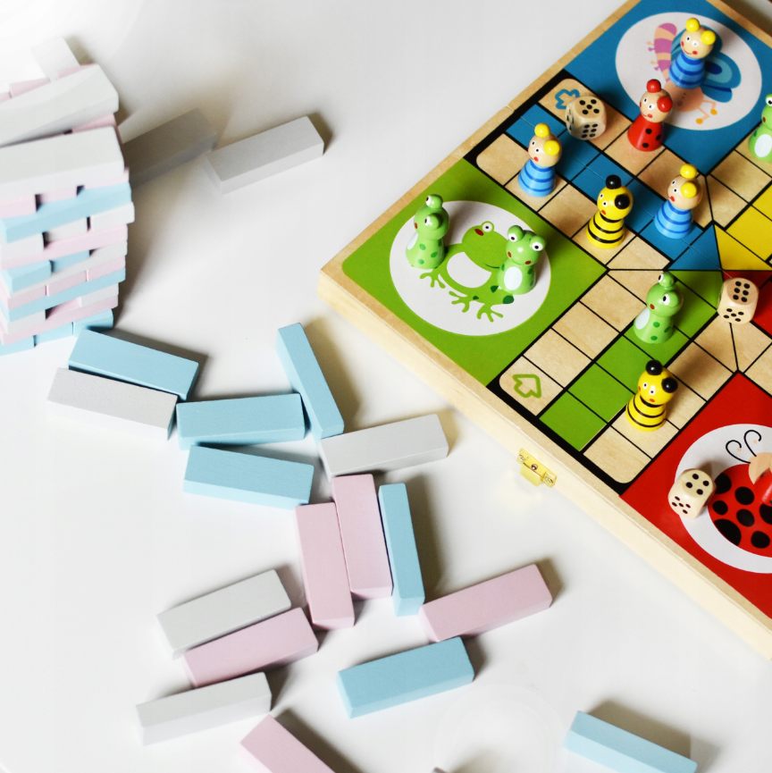 VIGA Drewniana Gra Ludo Chińczyk – Tradycja i Zabawa dla Całej Rodziny! - obrazek 5